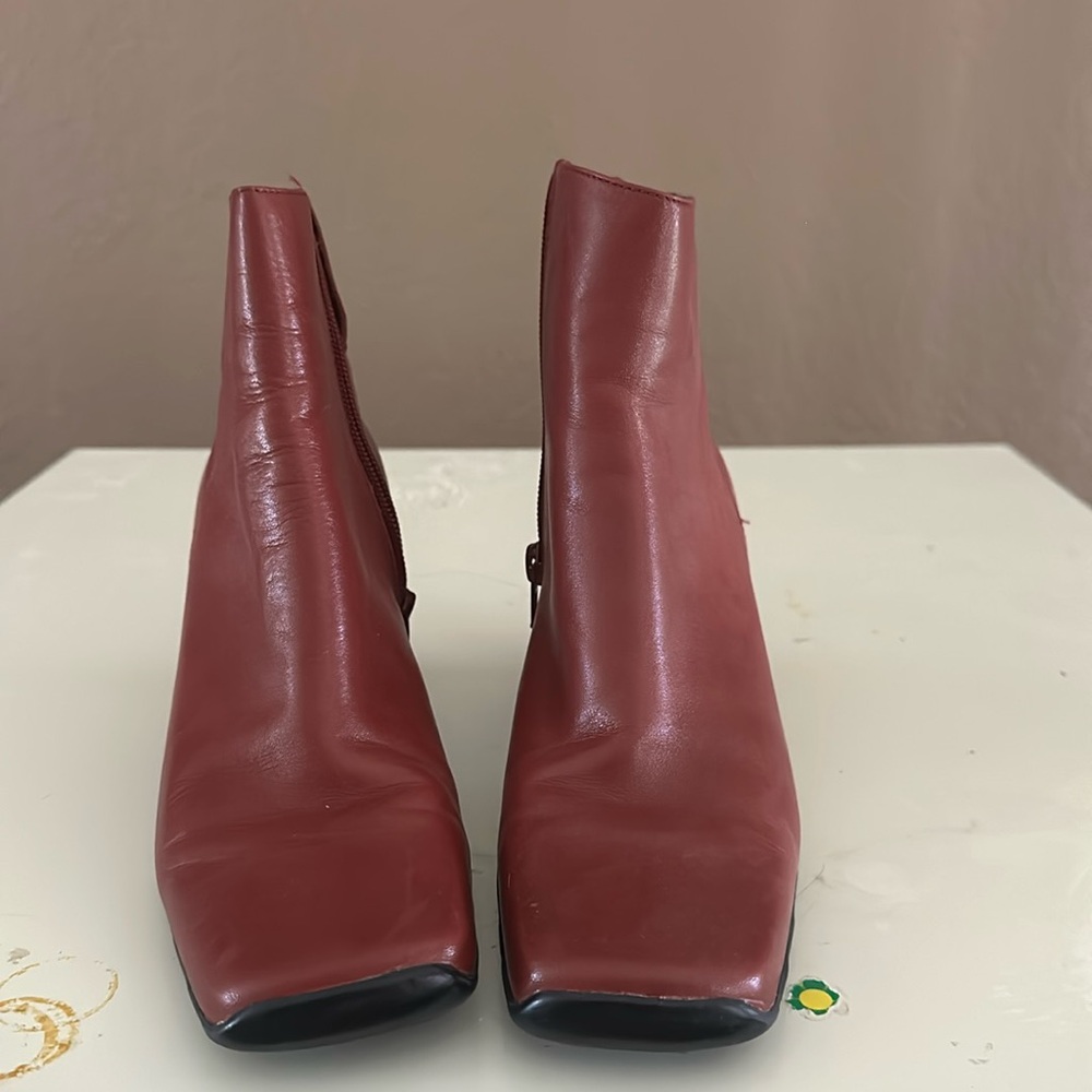 Red Reaction Kenneth Cole Leather Boots